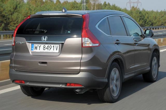 Honda CR-V: jaki silnik wybrać, by uniknąć kosztownych błędów? Porównanie opcji Honda CR-V: jaki silnik wybrać, by uniknąć kosztownych błędów? Porównanie opcji